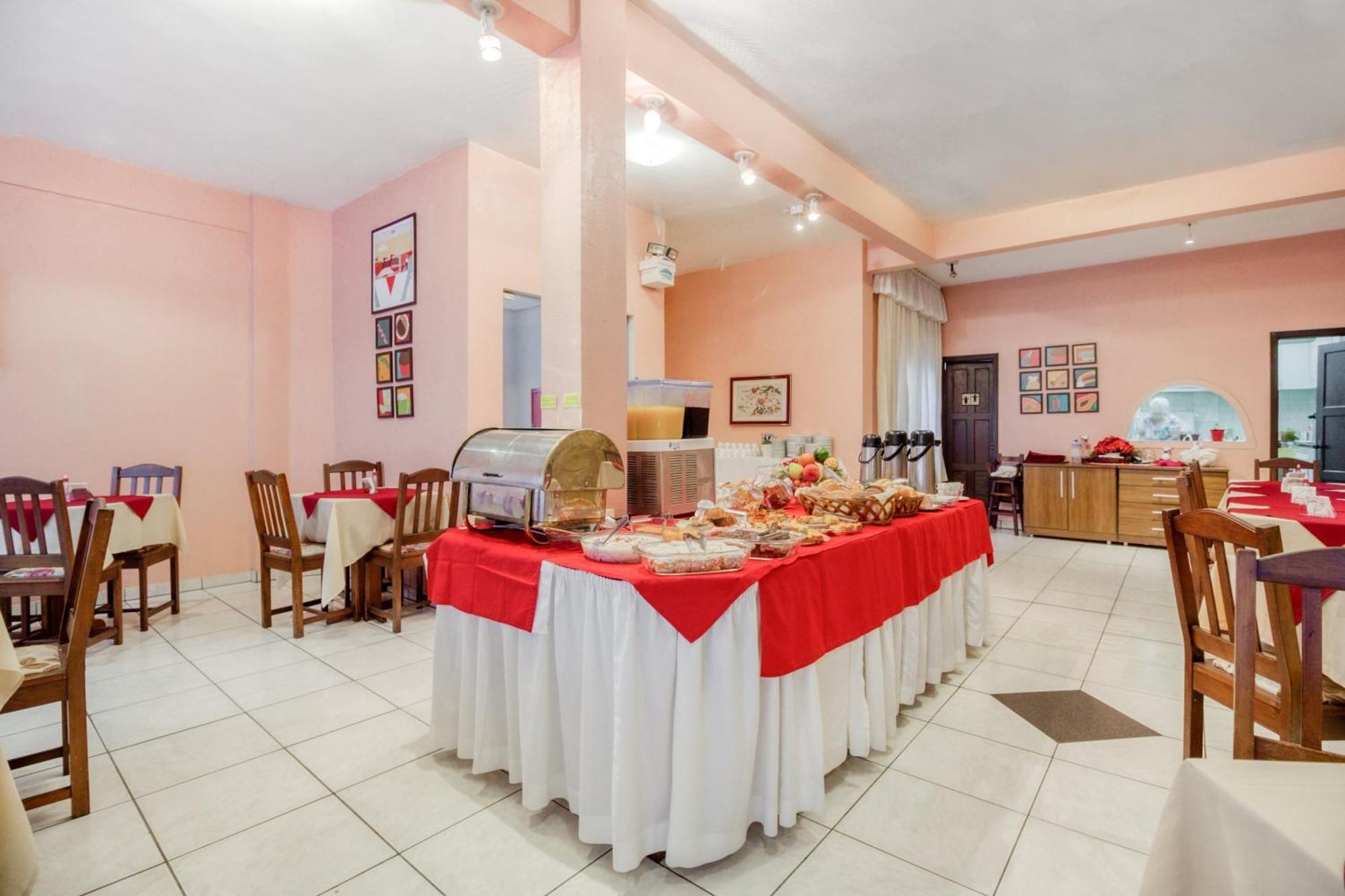 Oyo Lancaster Hotel